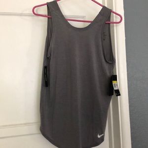 Nike women’s running, Fall twist tank